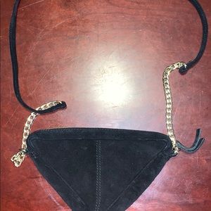 ASOS BLACK TRIANGLE CROSS BODY